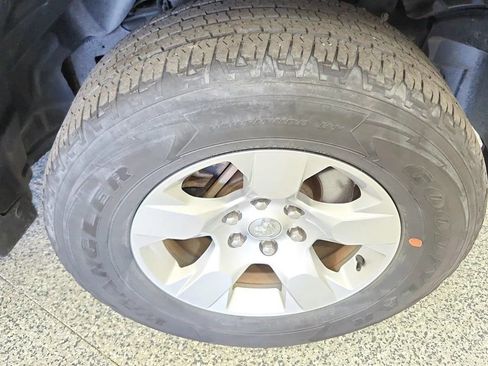 Used 2022 RAM 1500 Big Horn AWD/4WD image 30