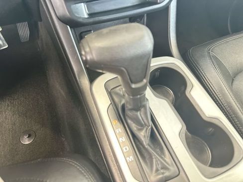 Used 2015 Chevrolet Colorado LT w/ LT Convenience Package AWD/4WD image 22
