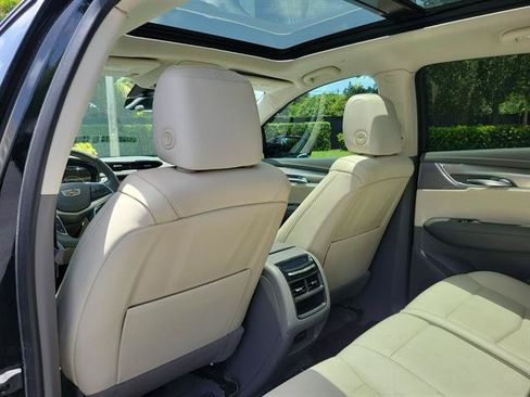Certified 2023 Cadillac XT5 Premium Luxury FWD image 28