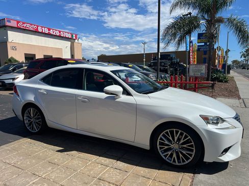 Used 2014 Lexus IS 250 w/ Navigation Package RWD image 10