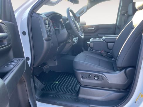 New 2025 Chevrolet Silverado 1500 Custom AWD/4WD image 9