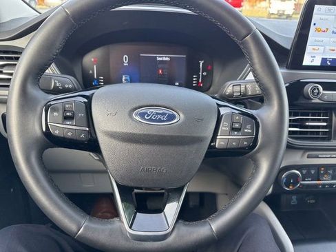 Used 2023 Ford Escape Active AWD/4WD image 26