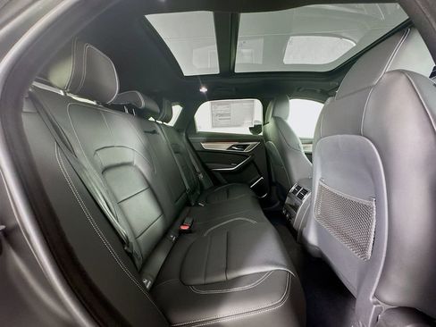 New 2026 Jaguar F-PACE R-Dynamic S image 27