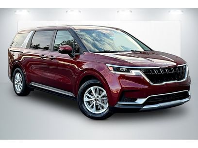 Used 2024 Kia Carnival LX