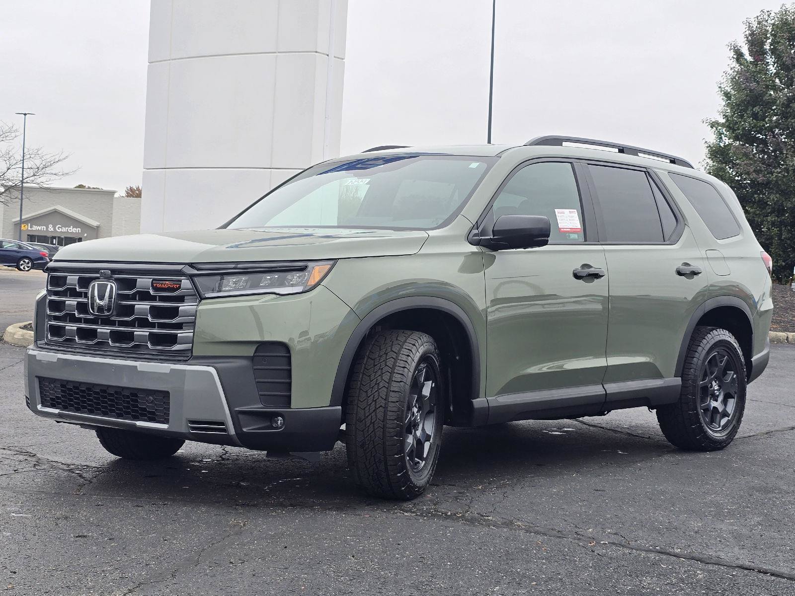 New 2026 Honda Pilot TrailSport image 3