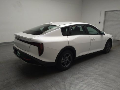 Used 2025 Kia K4 FWD image 9