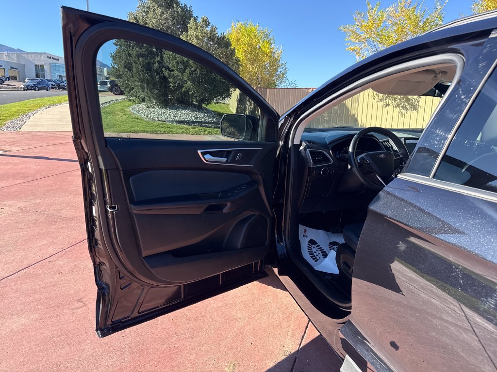 Used 2023 Ford Edge SEL w/ Sport Appearance Package AWD/4WD image 10