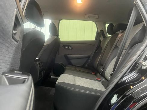 Used 2023 Nissan Rogue SV AWD/4WD image 19