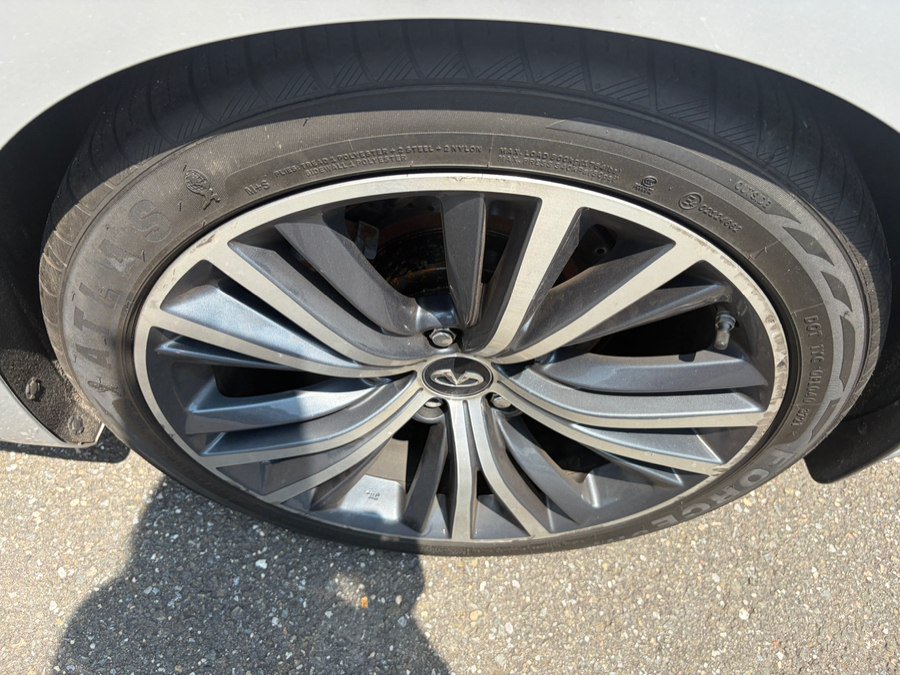 Used 2018 INFINITI Q60 3.0t Luxe w/ Sensory Package 3.0T Luxe RWD image 25