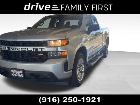 Used 2020 Chevrolet Silverado 1500 Custom w/ Custom Value Package RWD image 1