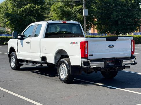 Used 2023 Ford F250 XL w/ XL Chrome Package AWD/4WD image 8