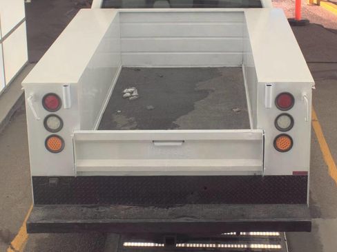 Used 2015 Ford F250 XL image 3