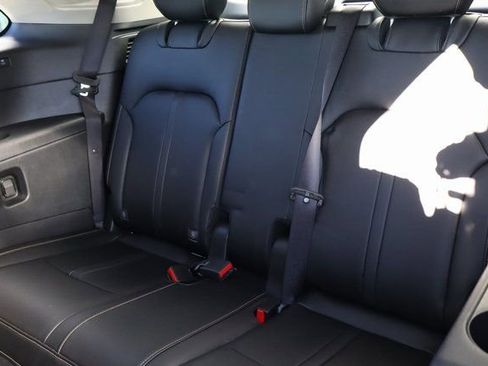 Used 2025 MAZDA CX-90 Plug-In Hybrid w/ Preferred image 19