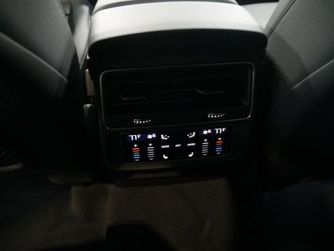 New 2026 Audi Q8 Premium Plus image 41