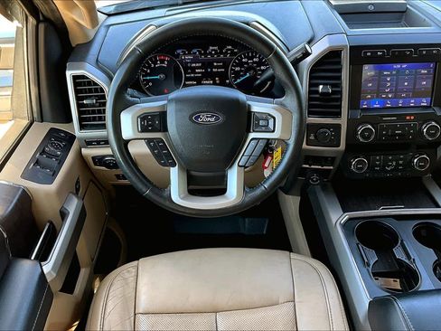 Used 2020 Ford F250 Lariat w/ Lariat Value Package image 5