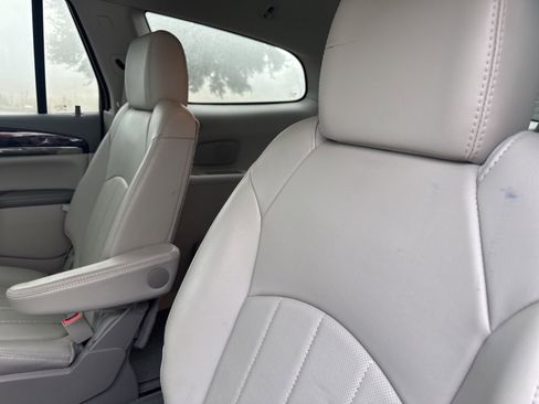 Used 2017 Buick Enclave Leather image 20