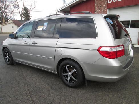 Used 2005 Honda Odyssey Touring image 9