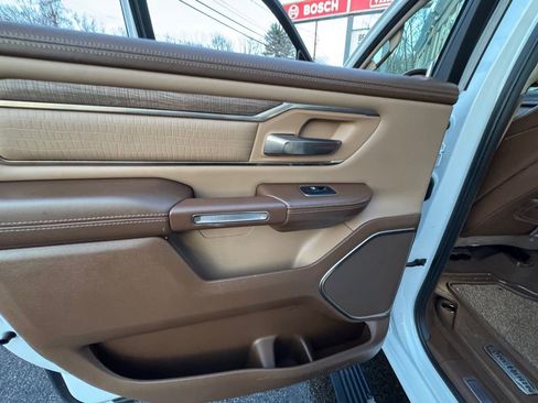 Used 2019 RAM 1500 Limited image 27