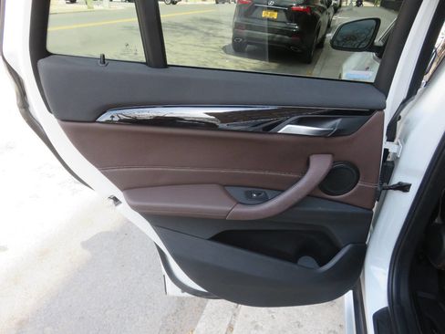 Used 2018 BMW X1 xDrive28i image 30