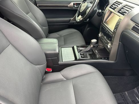 Used 2021 Lexus GX 460 Premium w/ Premium Package image 16