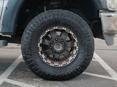 Used 2010 Ford F250 XLT AWD/4WD image 5