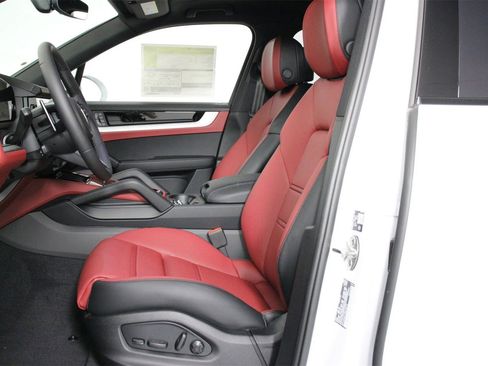 New 2026 Porsche Cayenne E-Hybrid image 5