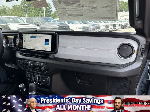 New 2025 Jeep Gladiator Sport image 14