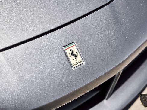 Used 2018 Ferrari 488 GTB RWD image 7