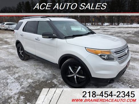 Used 2012 Ford Explorer XLT image 3