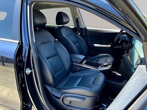 Used 2019 Kia Niro EX Premium FWD image 30