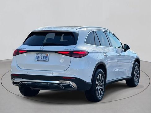 Certified 2025 Mercedes-Benz GLC 300 4MATIC image 4