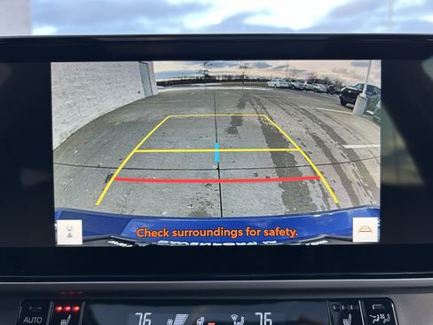 Used 2025 Toyota Camry XLE image 28