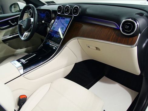 Certified 2025 Mercedes-Benz GLC 300 4MATIC image 23