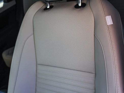 New 2025 Land Rover Discovery Sport S image 25