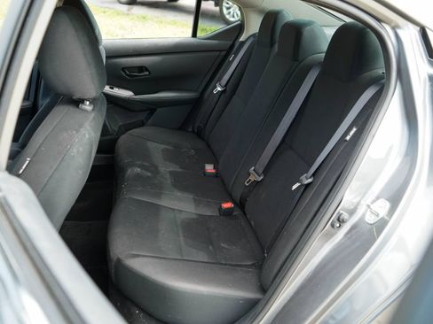 Used 2025 Nissan Sentra S FWD image 9