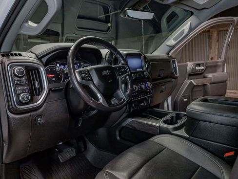 Used 2022 Chevrolet Silverado 2500 LTZ w/ LTZ Plus Package image 16