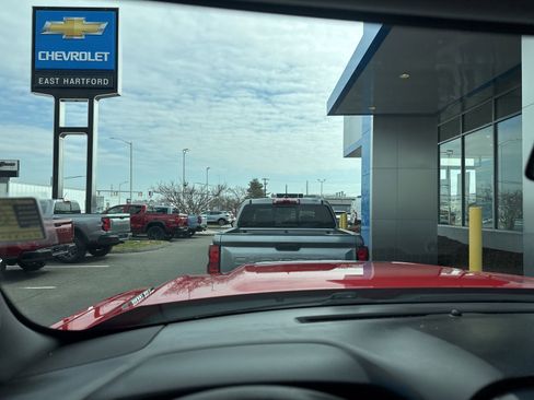 Used 2018 Chevrolet Silverado 2500 W/T w/ Snow Plow Prep Package image 15