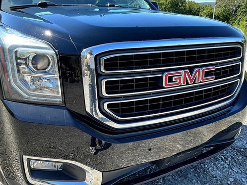 Used 2016 GMC Yukon XL SLT image 28