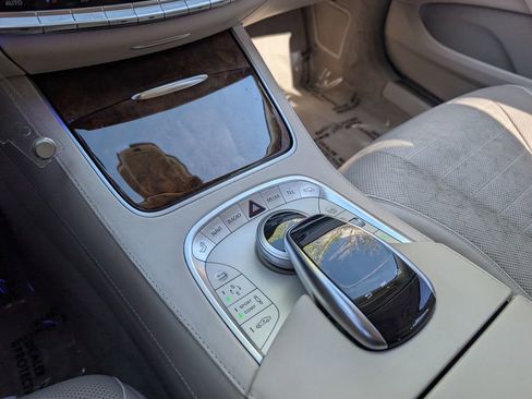 Used 2017 Mercedes-Benz S 550 Sedan image 18