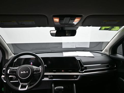Used 2024 Kia Sportage EX FWD image 19