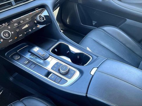 Used 2023 INFINITI QX60 Luxe w/ Vision Package FWD image 15