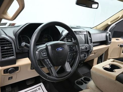 Used 2017 Ford F150 XLT w/ Equipment Group 302A Luxury AWD/4WD image 12