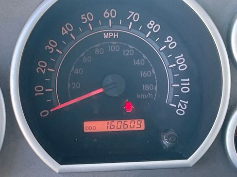 Used 2013 Toyota Sequoia SR5 image 13