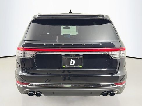 Used 2023 Lincoln Aviator Reserve w/ Equipment Group 201A RWD image 6