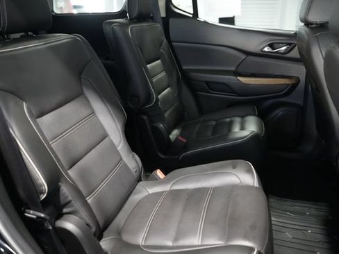 Used 2017 GMC Acadia Denali w/ Technology Package AWD/4WD image 15