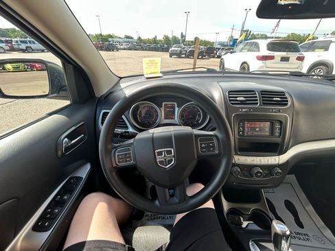Used 2017 Dodge Journey SXT w/ Comfort/Convenience Group AWD/4WD image 27