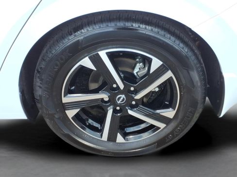 Certified 2025 Nissan Sentra SV w/ All-Weather Package FWD image 10