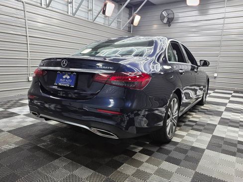 Used 2022 Mercedes-Benz E 350 4MATIC Sedan image 6