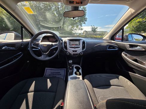 Used 2016 Chevrolet Cruze LS FWD image 17