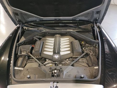 Used 2014 Rolls-Royce Ghost RWD image 49
